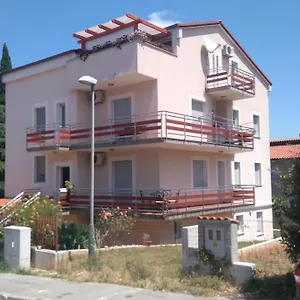 Gracijela Apartament Pula